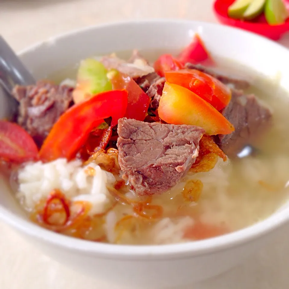 Soto daging|tyas kasmareeさん