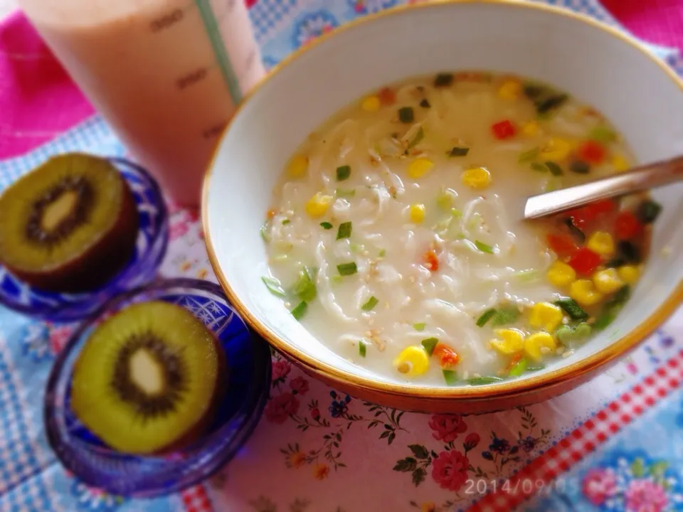 Snapdishの料理写真:Slim soup healthy lunch set|sk1610さん