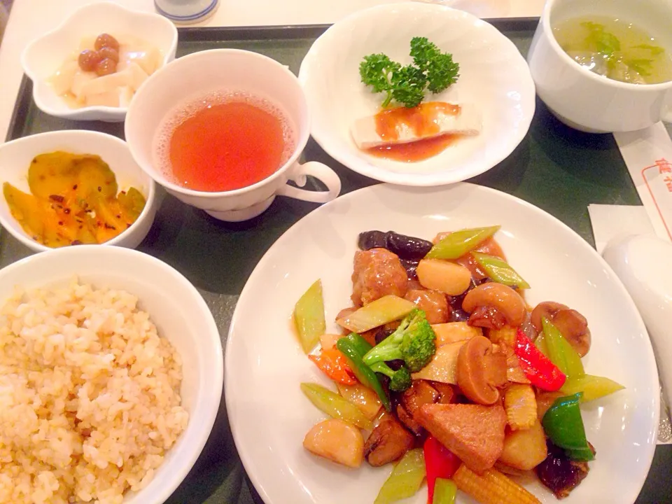 Vegetarian Chinese lunch :) ベジタリアン中華ランチ☆|Tanuさん