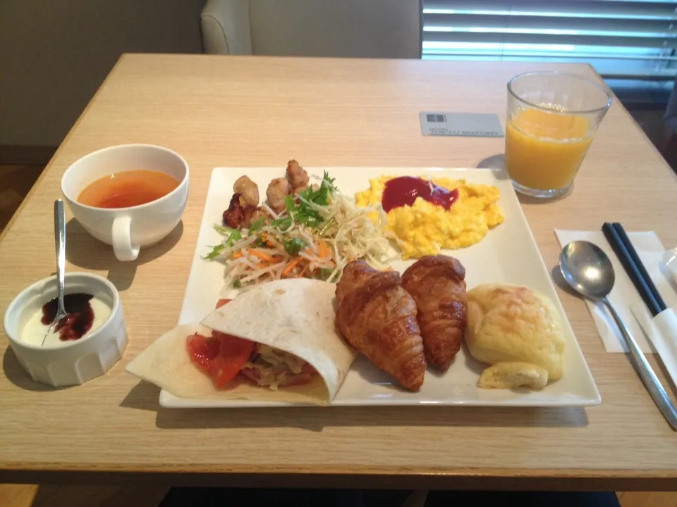 朝食|おっちさん