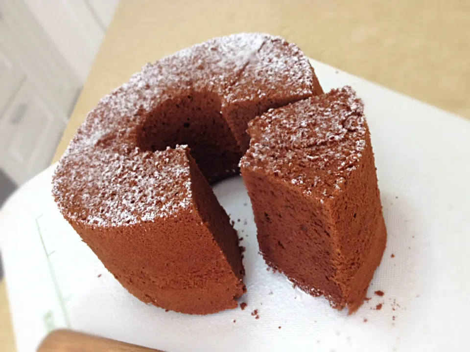 Chocolate Chiffon Cake|Bellaさん