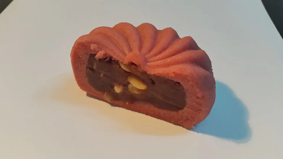 red bean mooncake|Tran Thanh Thuさん