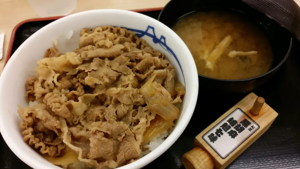 牛丼|マロさん