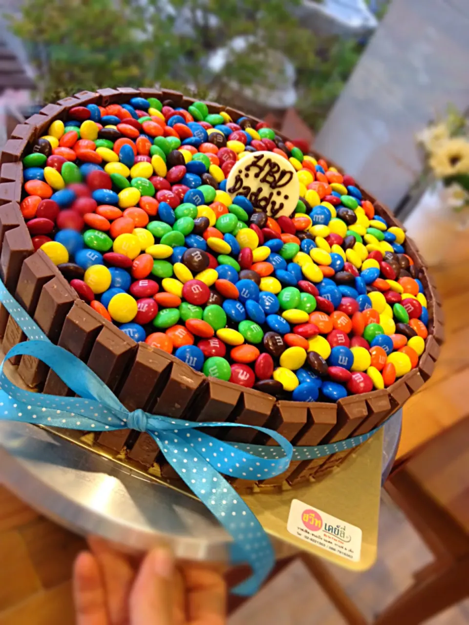 M&M Kitkats cake|Je T'en Prie Coffeeさん