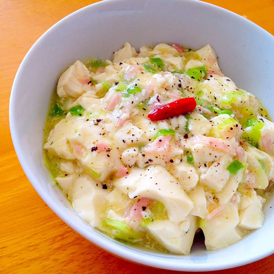 豆腐のヘペロンチーノ風ふわトロ丼|カウンター嬢さん