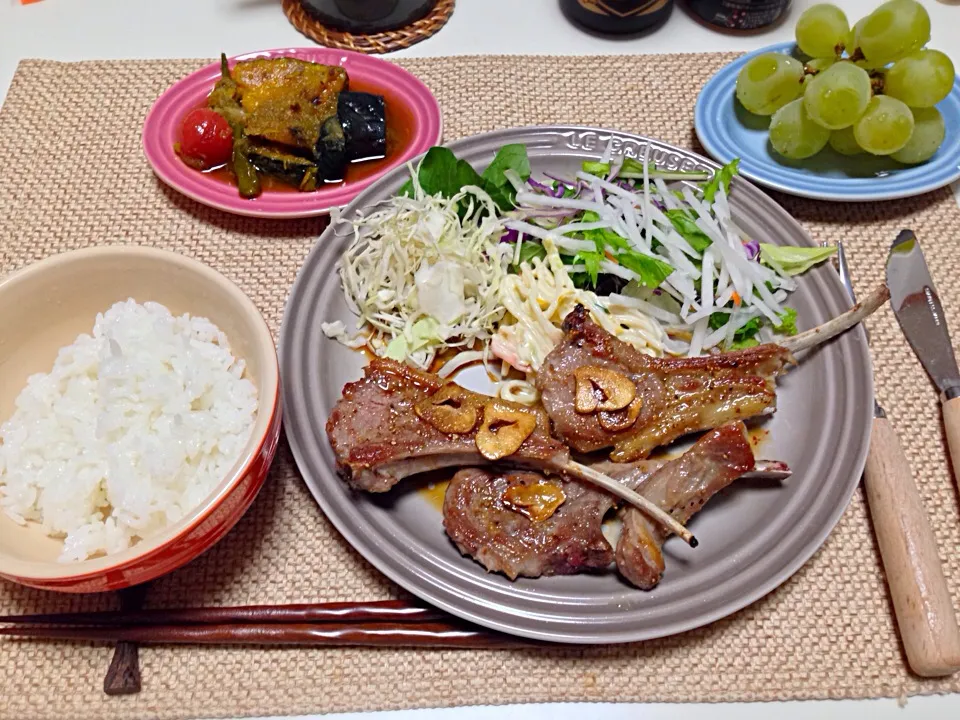 骨付きラムロース サラダ3種 焼き野菜のおろしだれ 多摩ゆたか|にゃろめさん