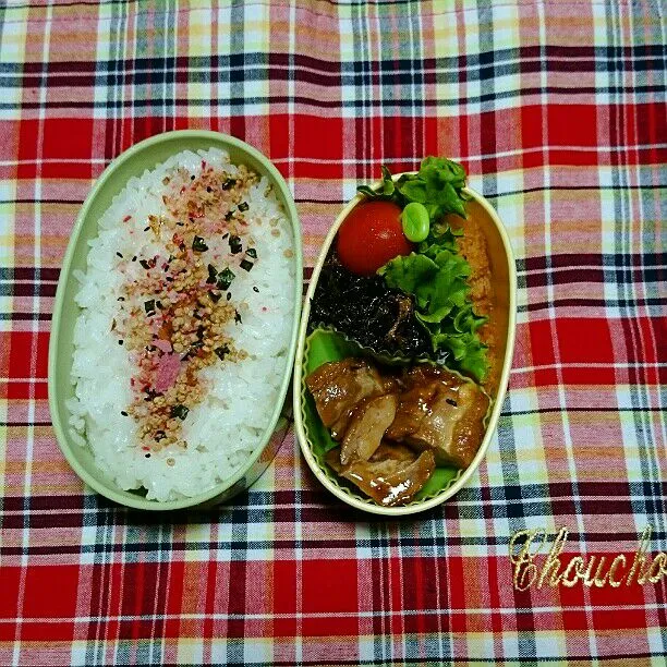 9/8(月)の旦那弁当🍱
♪エビフライ
♪照り焼きチキン
♪ひじき
♪ミニトマト|ふみぃさん