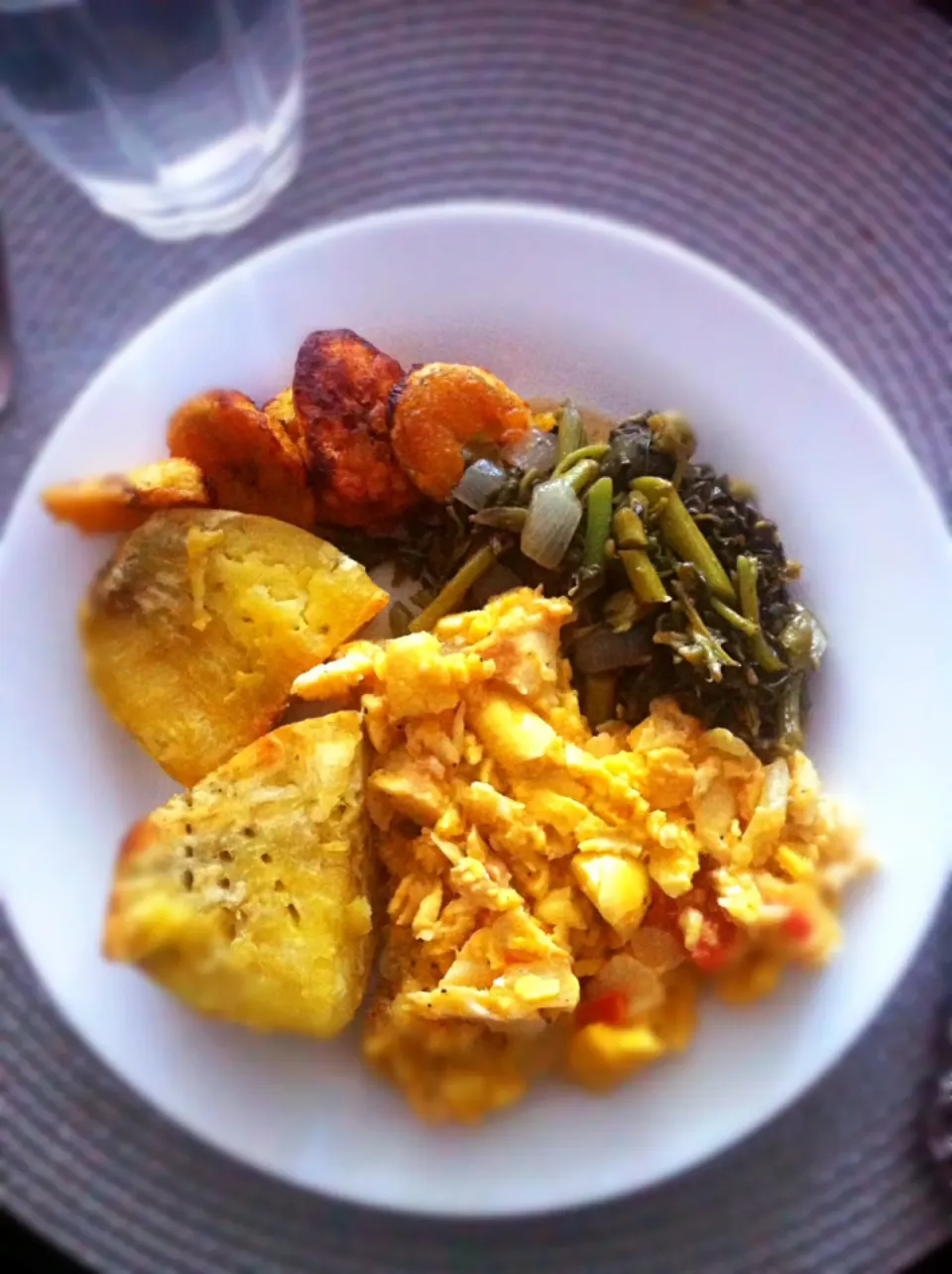 Ackee | Callaloo | Plantain | Roasted Sweet Potato|T.E.Dennisさん