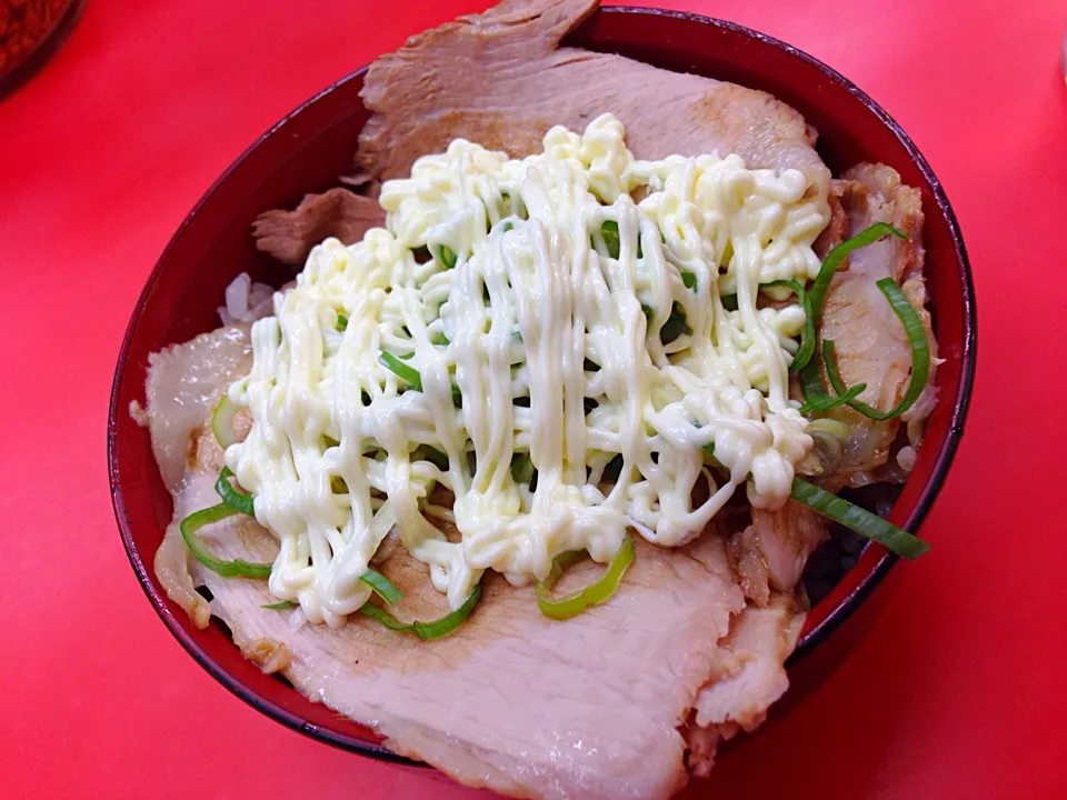 チャーシュー😋マヨ丼〜🎵しかしー👏うまかったー|きのすけ〜さん