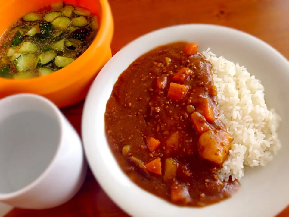 ひき肉カレー＆梅きゅうり💓|あゆかさん