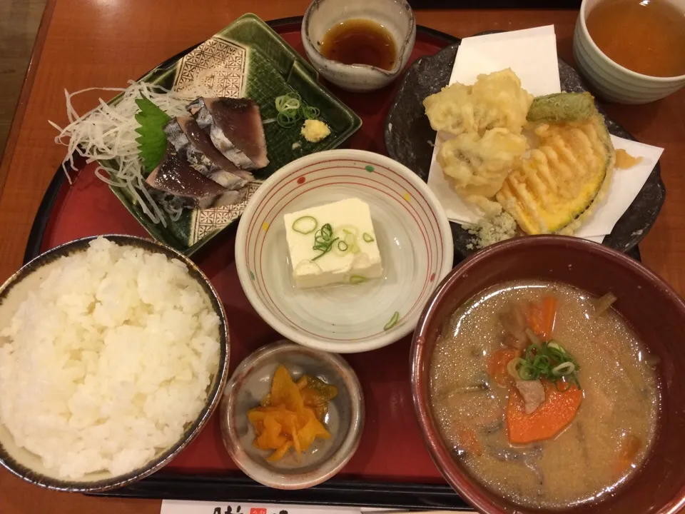 鱧の天ぷらと鰹のタタキ膳|アクちゃんさん