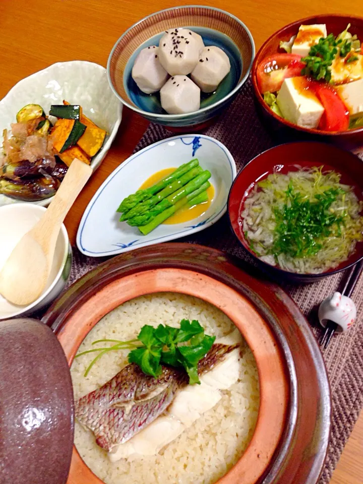 鯛めしで晩ご飯🍀|デミさん