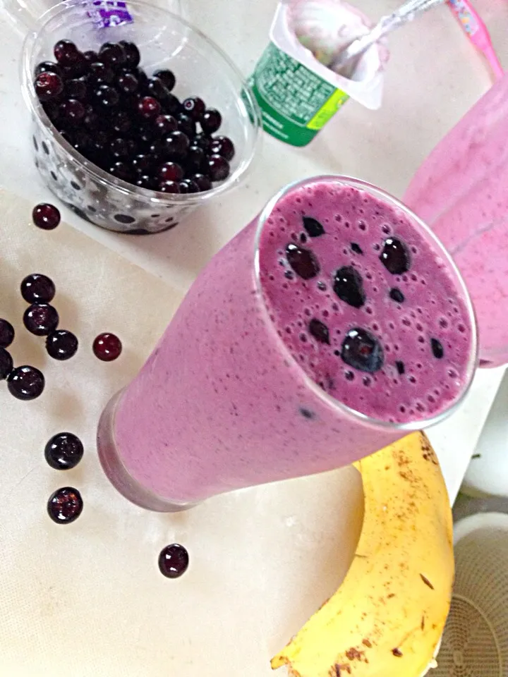 Blueberry banana smoothie|viviさん