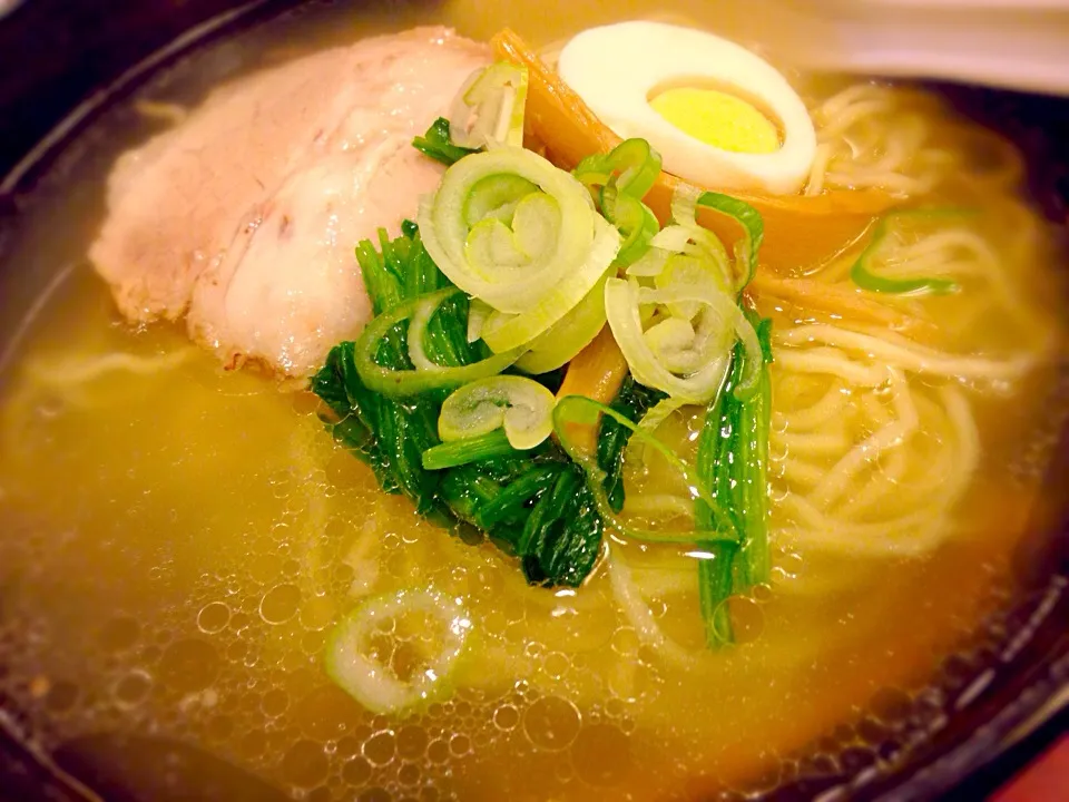 横浜元祖札幌や 塩ラーメン🍜|ゆうじ.さん