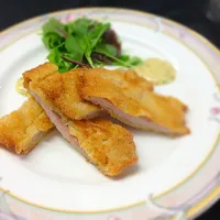 Snapdishの料理写真:Escalope de porc panee|えんじんさん