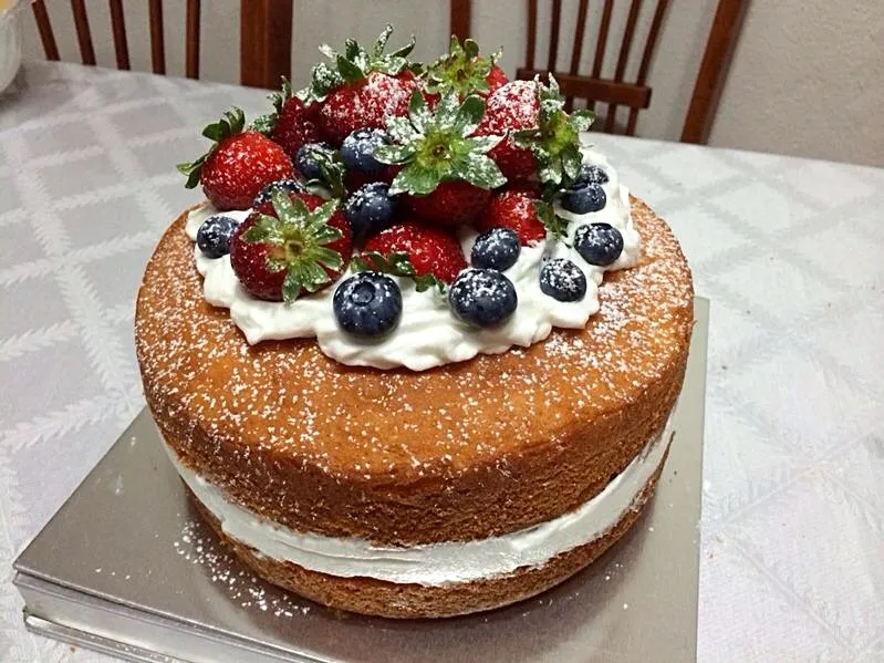 Victoria sponge cake 🎂|hurul | 후룰さん