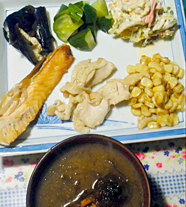 Snapdishの料理写真:9月8日の晩ご飯、夏野菜と旬の食材コラボコラボ(((o(*ﾟ▽ﾟ*)o)))ワンプレート|こやっこさん