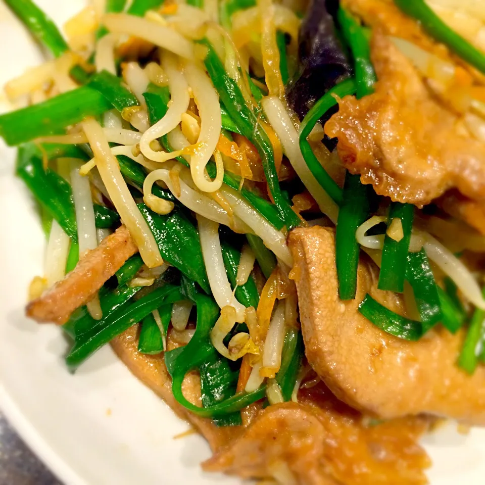 Fried pork liver and chinese chive （ニラレバ炒め）|Satoshiさん