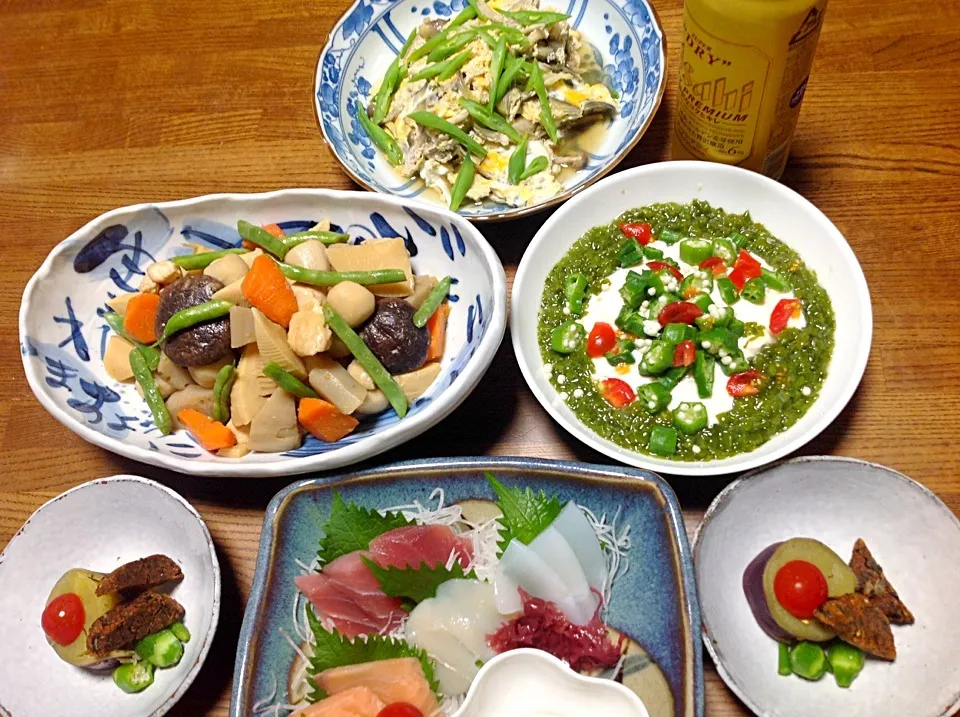 ミョウガとしめじの卵とじ、野菜の筑前煮、おぼろ豆腐のネバネバかけ、お刺身、大竹女史の辛いおつまみ|しもっち"もたれつさん