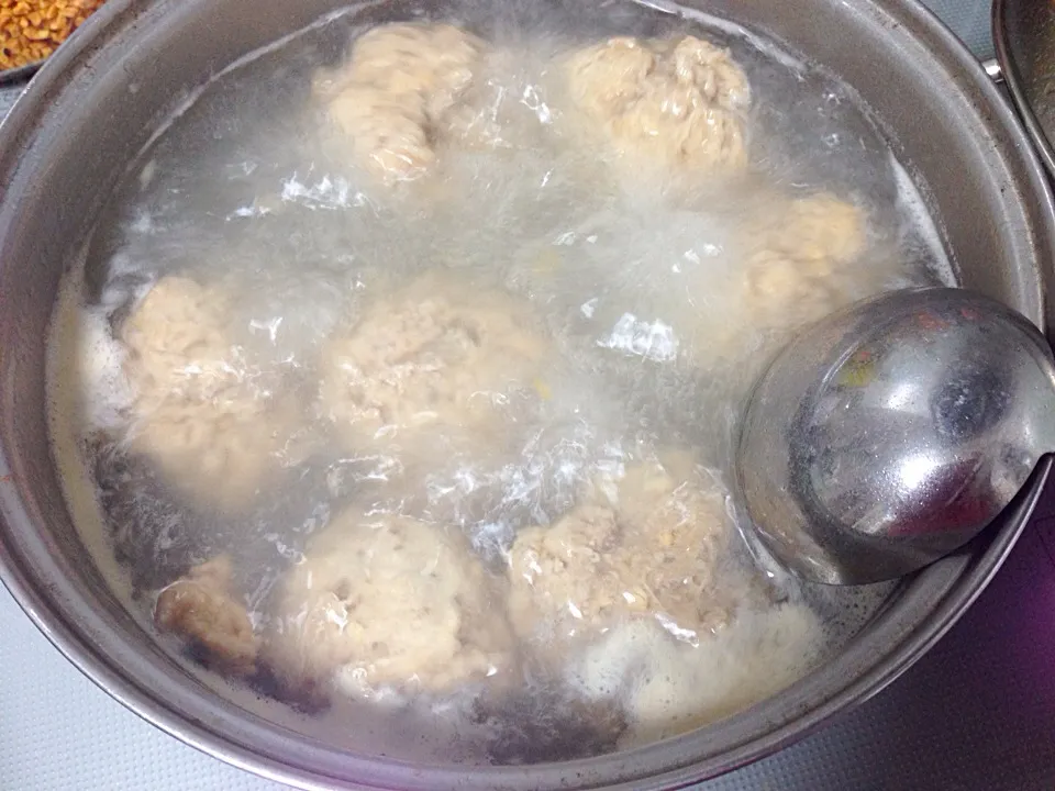 Snapdishの料理写真:Bakso urat|yeni kartikasariさん