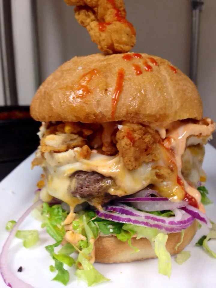 Buffalo chicken burger|peggy waldonさん