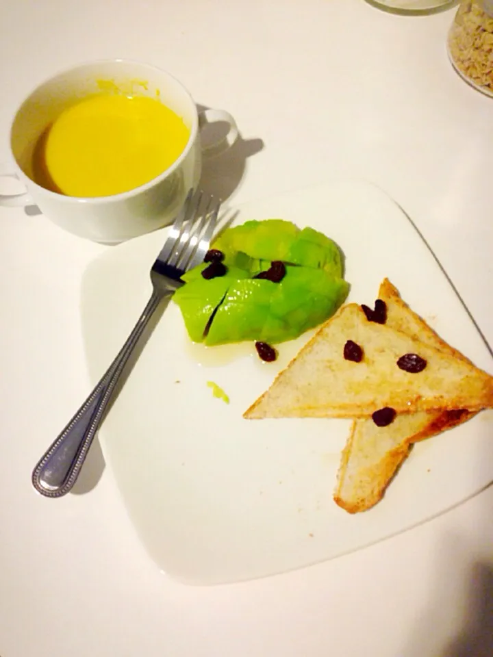 Avocado#pumpkin soup#whole wheat bread#for my health#|pimphanさん