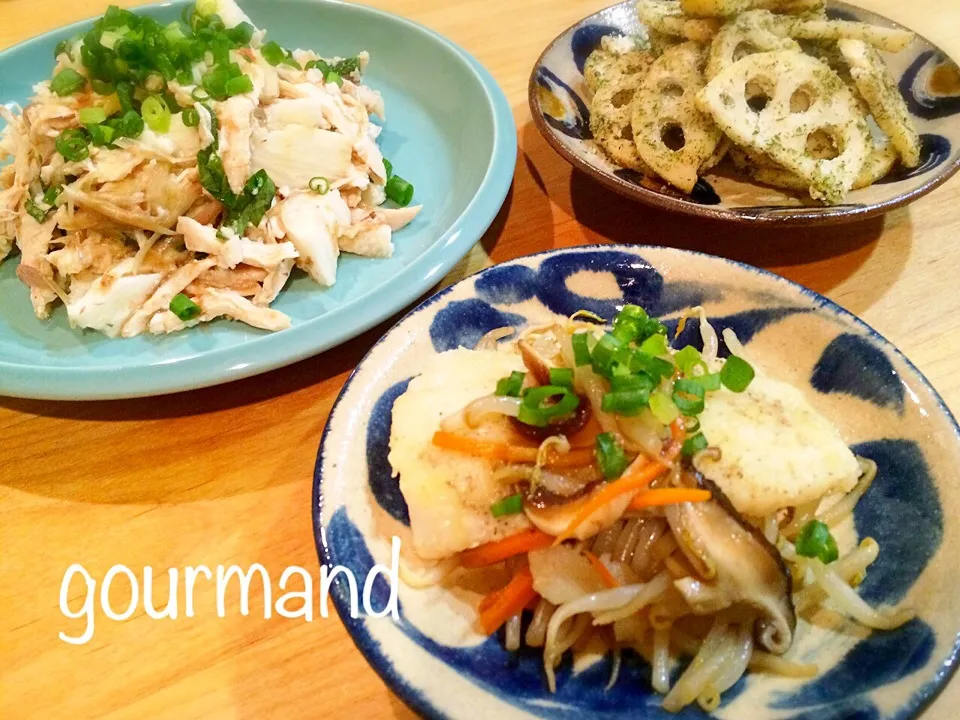 Snapdishの料理写真:アブラカレイの野菜掛け柚子胡椒風味、ささみとミョウガと長芋の削り節ドレッシング和え、海苔塩れんこん  などの夜ごはん♪|プーティさん