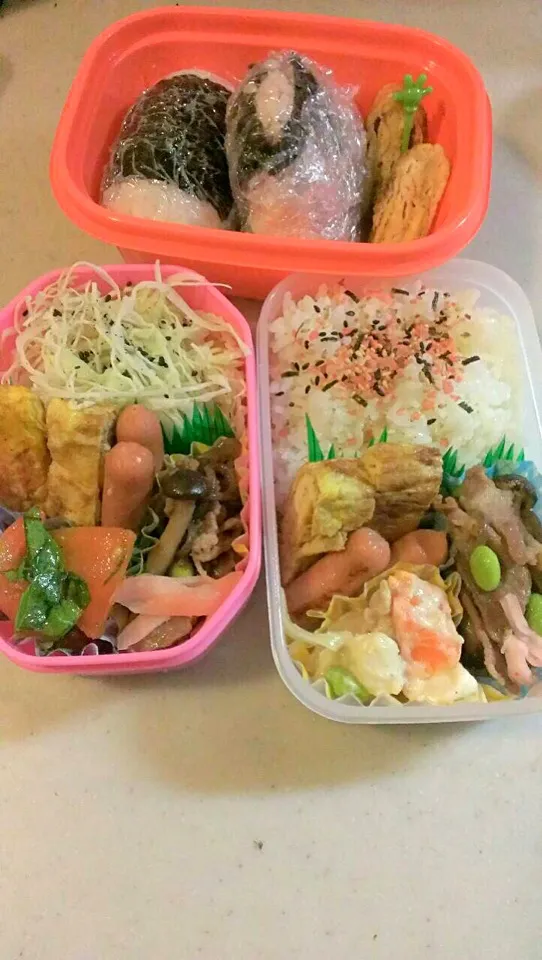 Snapdishの料理写真:長女が作る3人のお弁当。|りんさん