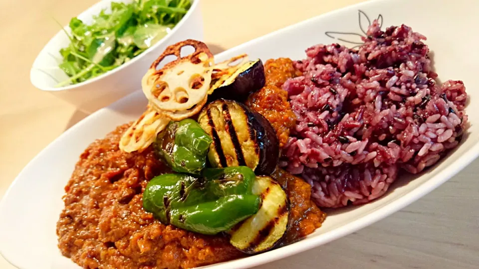 旦那さん晩ごはん★グリル野菜のスパイシーカレー|ちゃんあーーさん