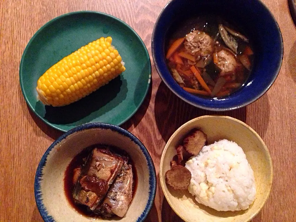 晩御飯/秋刀魚煮付け＆肉団子スープ＆モロコシ＆モロコシご飯|tkさん