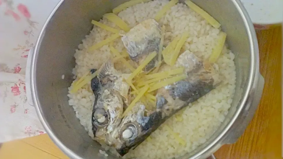 飛魚の炊き込みご飯|ここさん