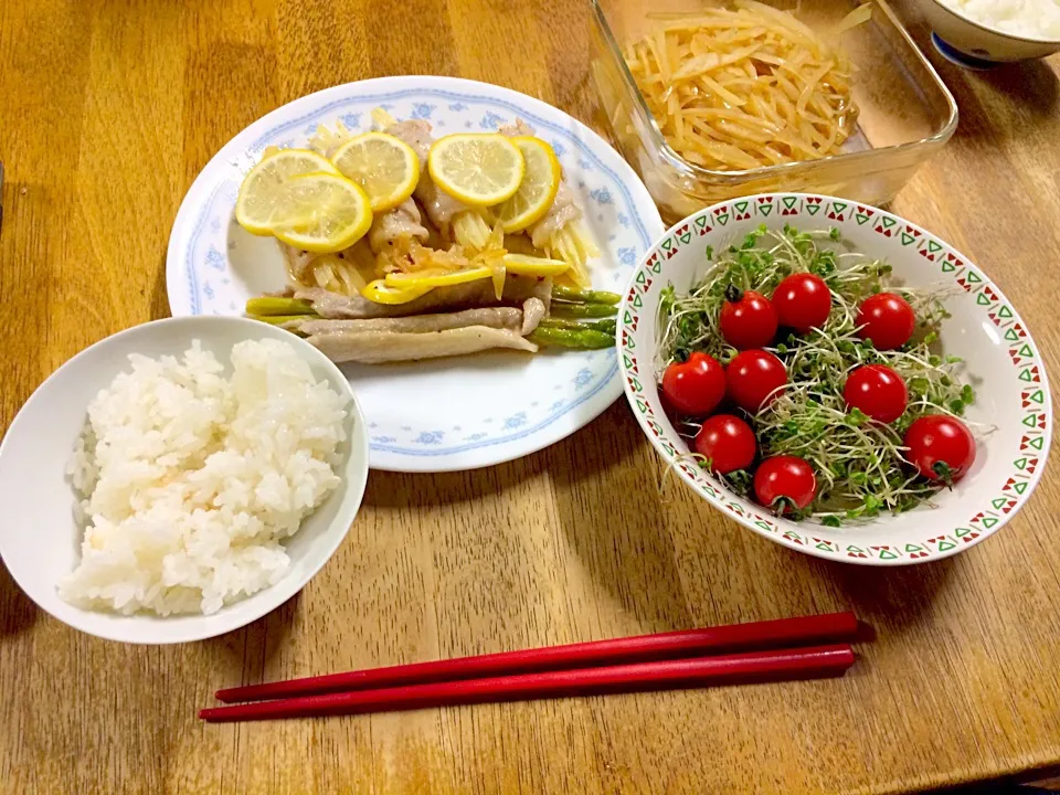 ポテトの豚肉巻き、あすぱらの豚肉巻き|Hiromichi  Inudukaさん