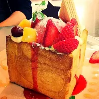 Snapdishの料理写真:Baked Sweet Fruits Toast！❤️