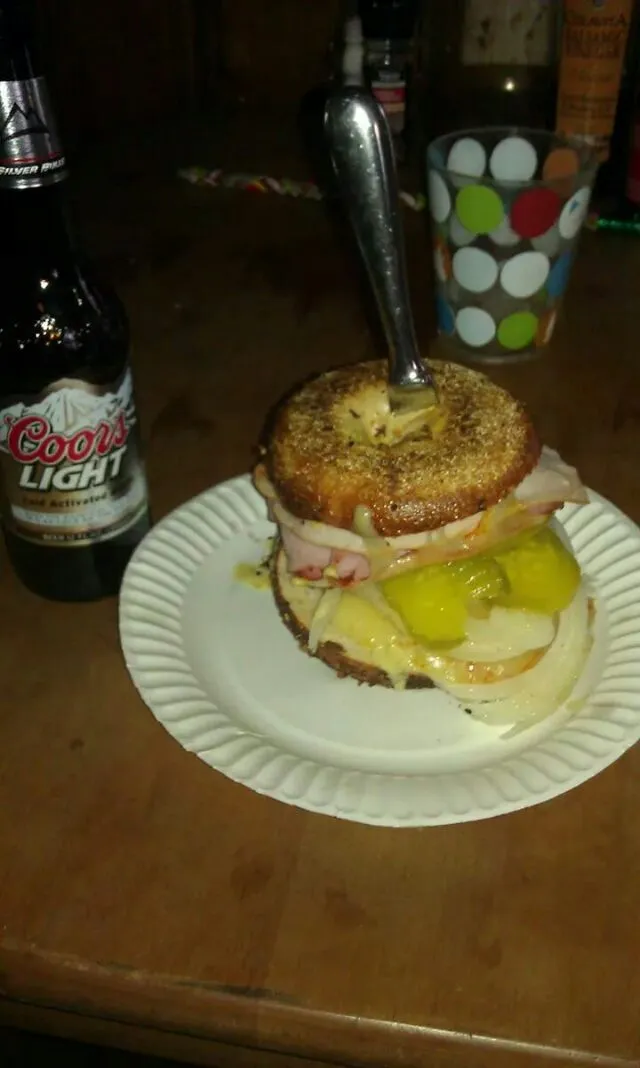 Turkey,  ham, and chz bagel with onion and pickle! !|Polly Gelfusoさん