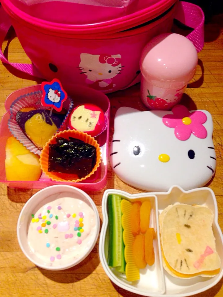 Hello Kitty Bento Lunch|Cheryl Melnickさん