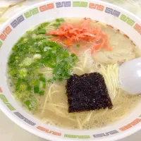 Snapdishの料理写真:久留米ラーメン|aippyさん