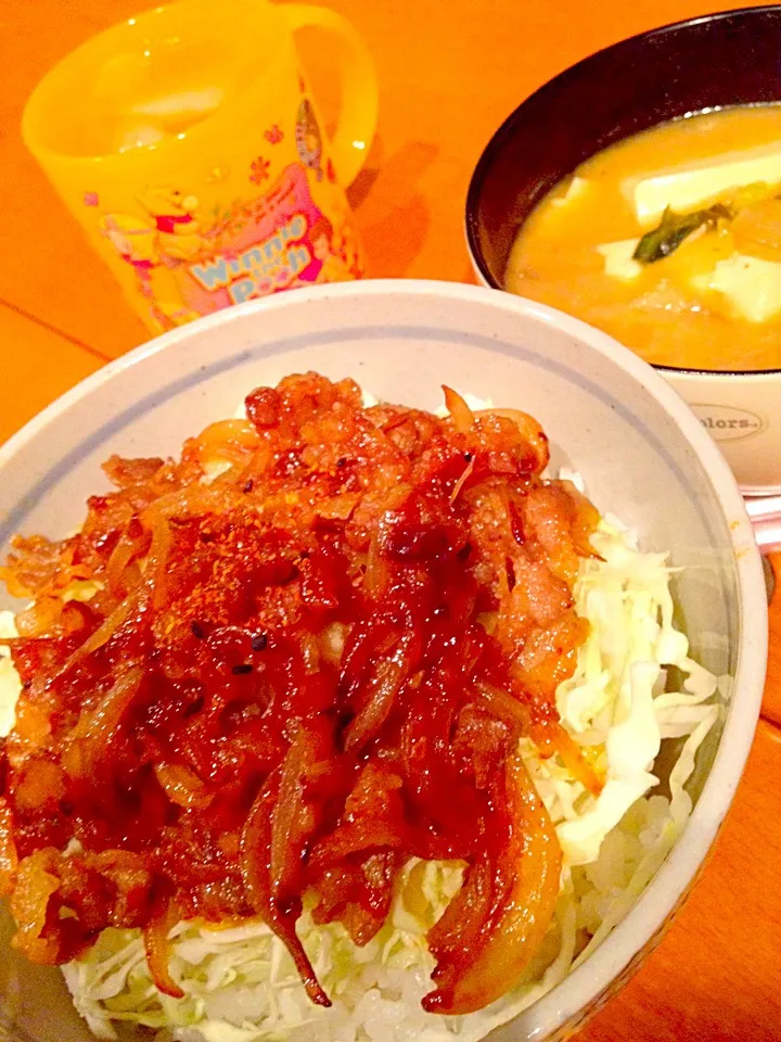 牛カルビ焼肉丼＆豆腐と野菜のお味噌汁|ch＊K*∀o(^^*)♪さん