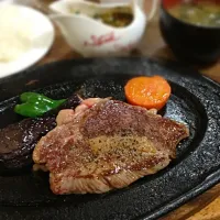 Snapdishの料理写真:常陸牛のステーキランチ|Machida_DotLineさん