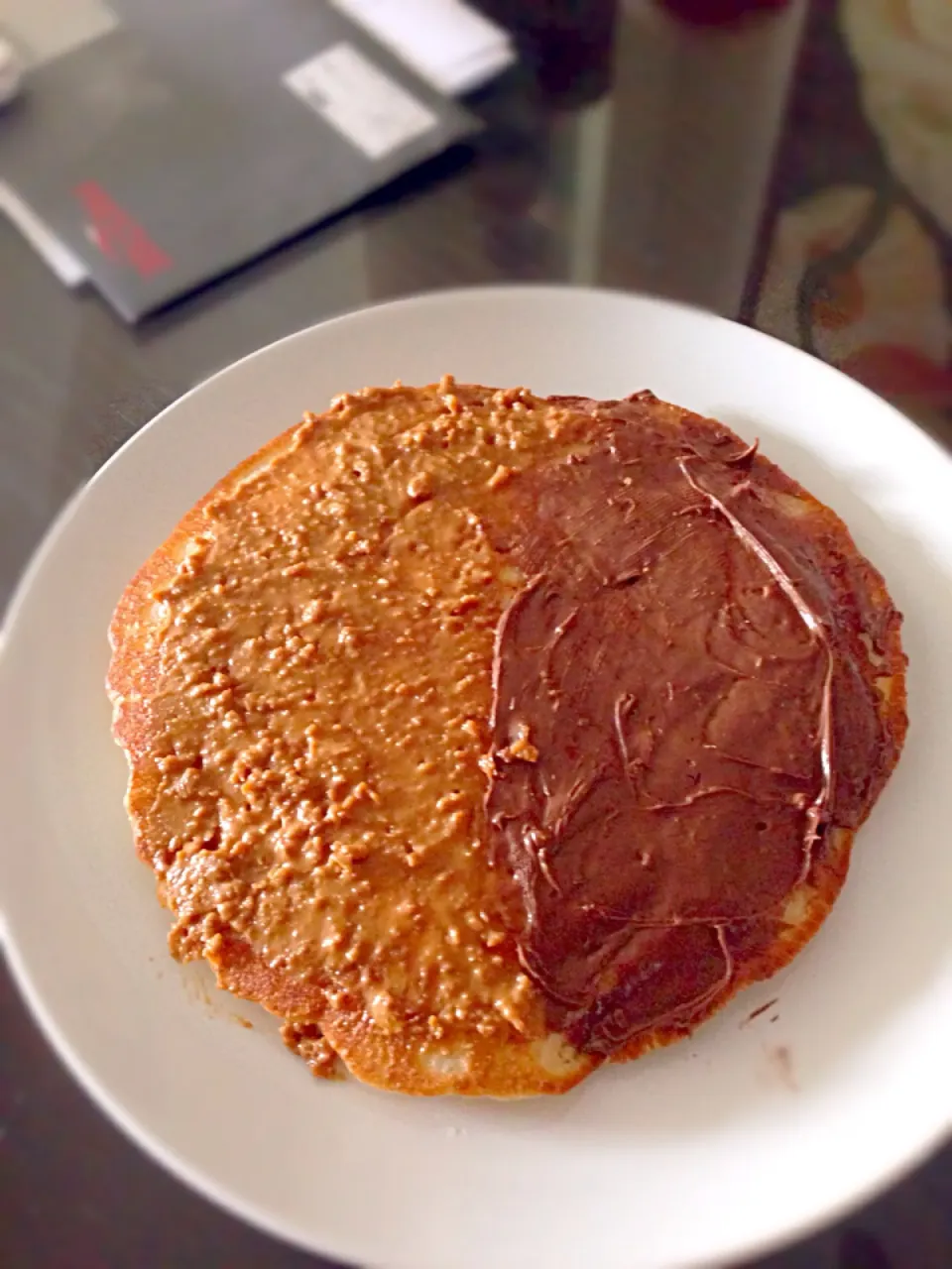 Pancakes with Nutella and caramelised biscuit spread|Alex Muiさん