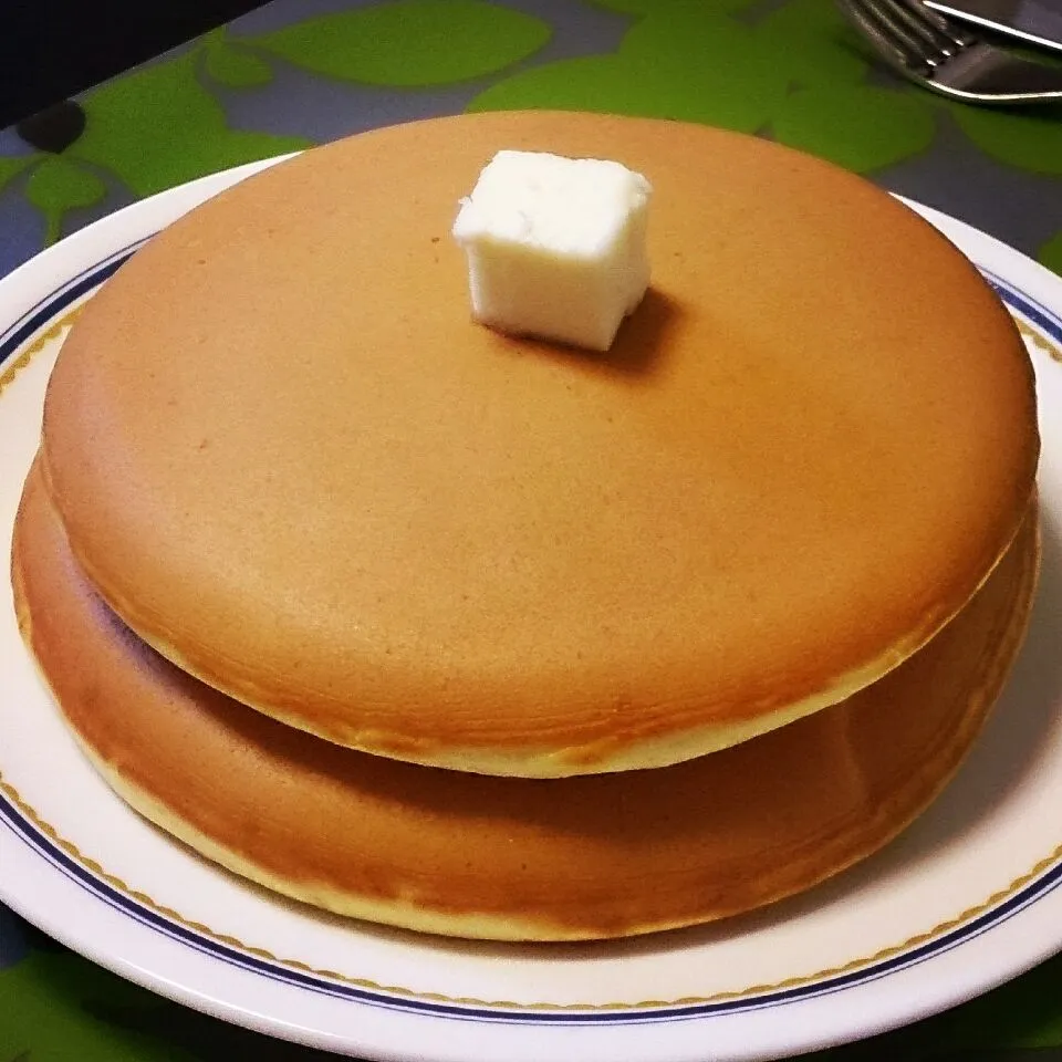 夫の大好物。
ホットケーキは安定した焼き加減❤ (コメントくれた皆さん、私、ちゃんと返信出来てなかったみたいです。早々にコメントくれた皆さん本当にごめんなさい！)|akemi🐝さん