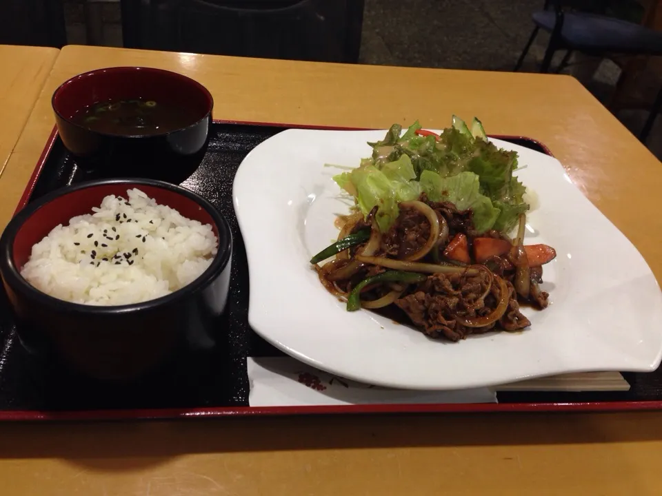 Snapdishの料理写真:本日初の飯らしい飯|pin_floさん