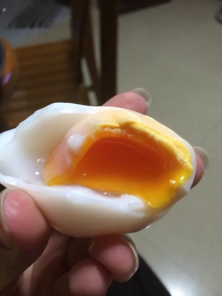 Boiled Egg by ME|Pim Patanasuthikulさん