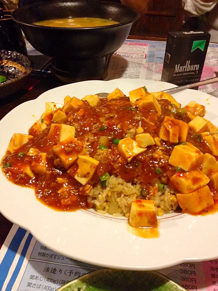 Snapdishの料理写真:五目炒飯麻婆豆腐かけ。|たのさん