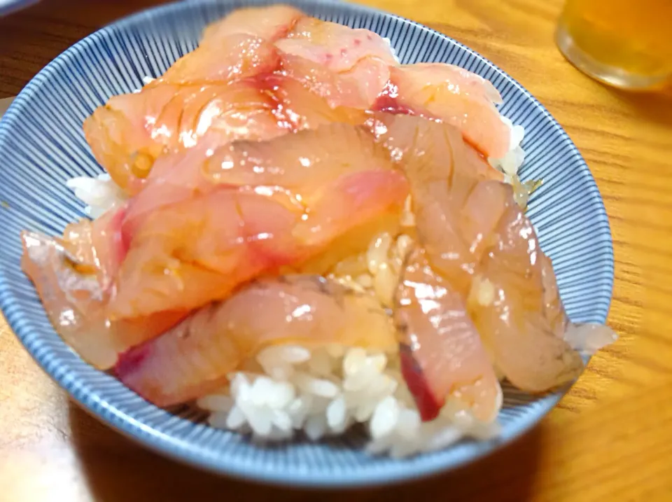 イサキ＆トビウオ🐟😋ヅケ丼にしてみた〜(^^)|アライさんさん