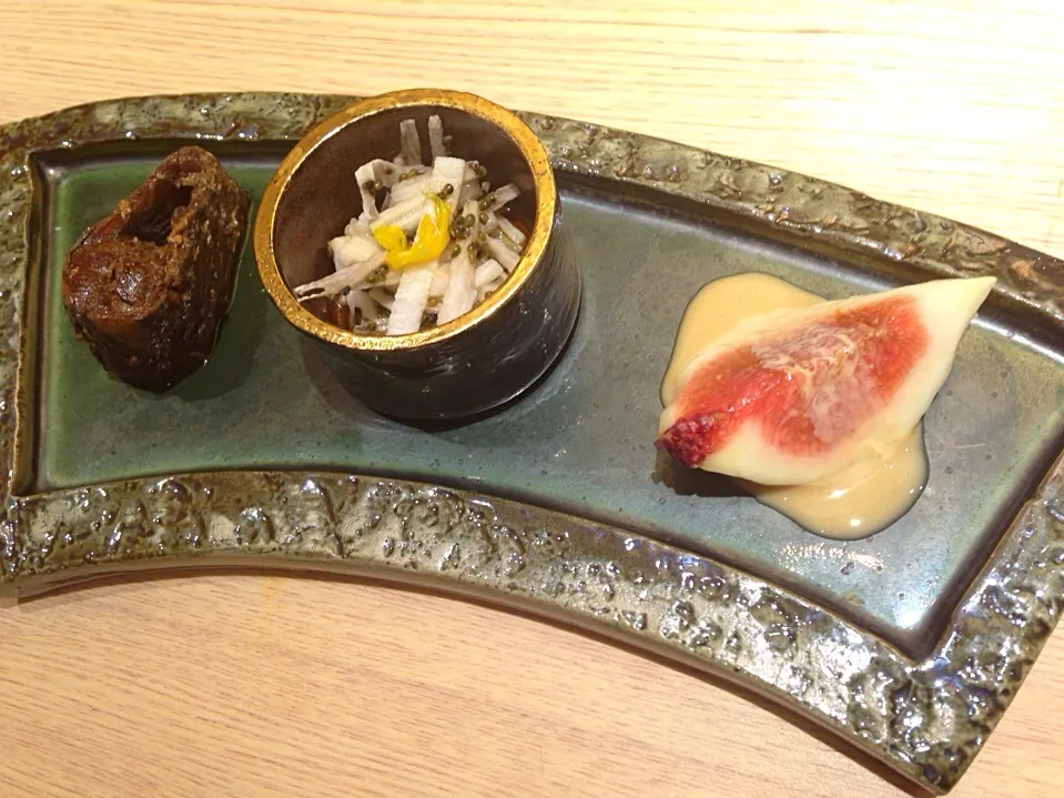 Snapdishの料理写真:Amuse bouche saba|Obeoom Jumsai Na Ayudhyaさん