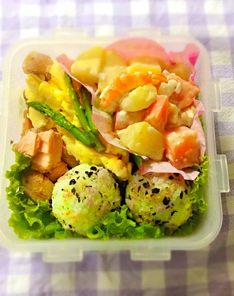 Shrimp salad|Esther Mozoさん