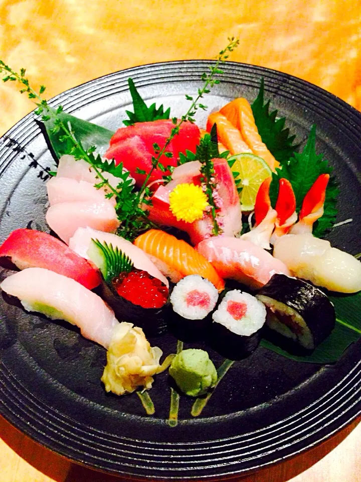 Sushi & sashimi|Jems Bongさん