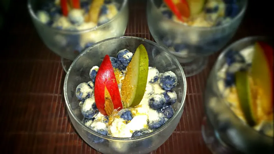 Dessert: fruits with mascarpone, covered  biscuit  sand..|Matthew NLさん