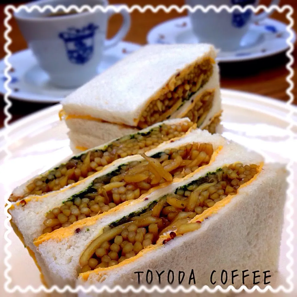 本日新装開店TOYODA COFFEE店☕️オープーン【モーニングは焼そばサンドウィッチとCOFFEEのセット✨】|koji toyodaさん