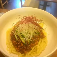 Snapdishの料理写真:ジャージャー麺|Megumi Yamashiroさん